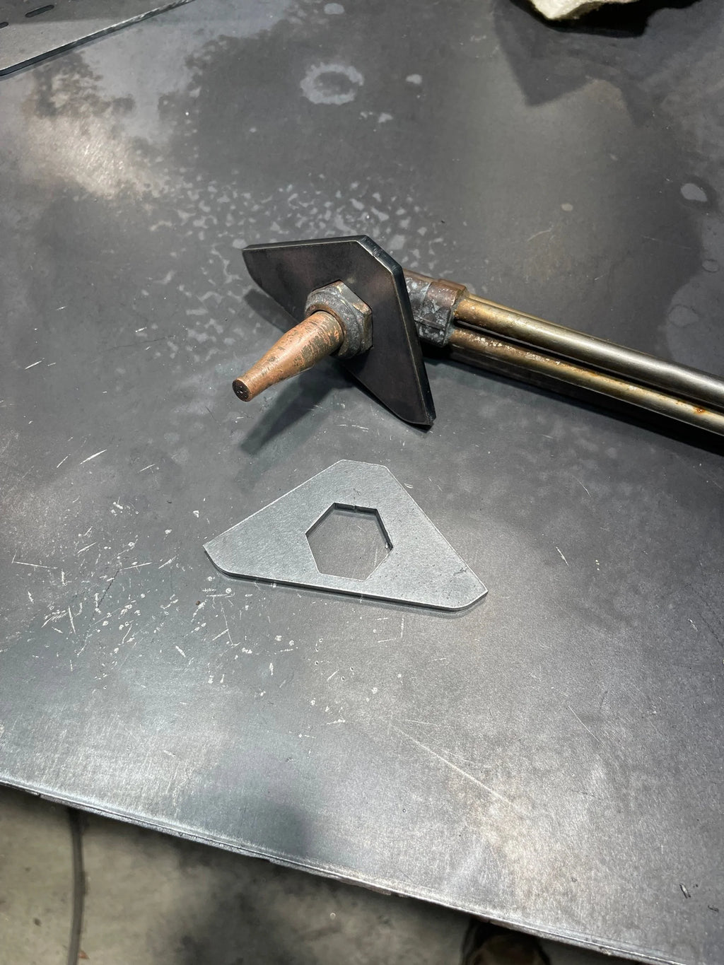 Cutting Torch nut gusset