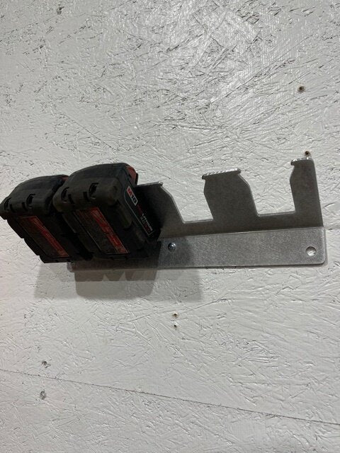 4 Milwaukee battery holder