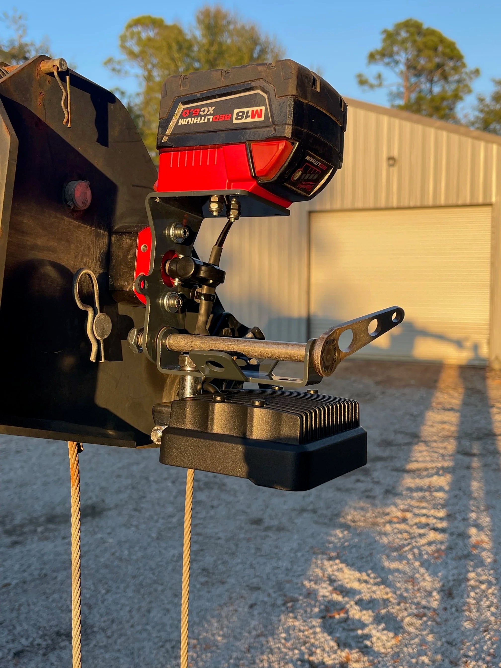 Magnetic Base cordless Crane work light GEN 2.0