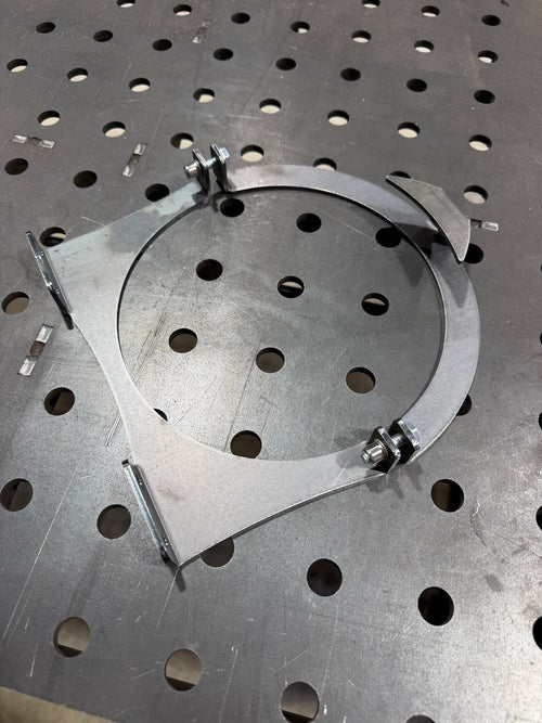 Pipeliner cloud storage tube mounting bracket