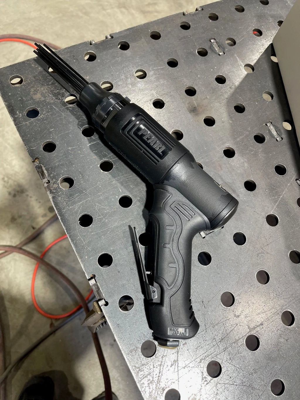 Pearl Abrasives Pistol grip pneumatic needle scaler PA4160NSH